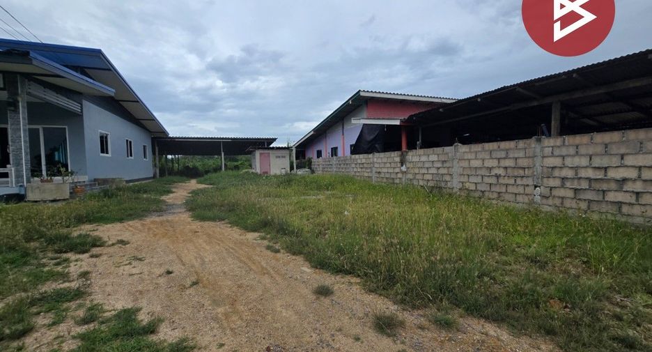 For sale 2 bedrooms house in Tha Yang, Phetchaburi