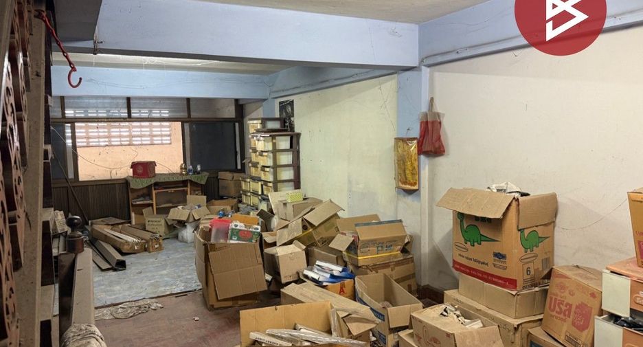For sale 2 bedrooms retail Space in Mueang Lamphun, Lamphun