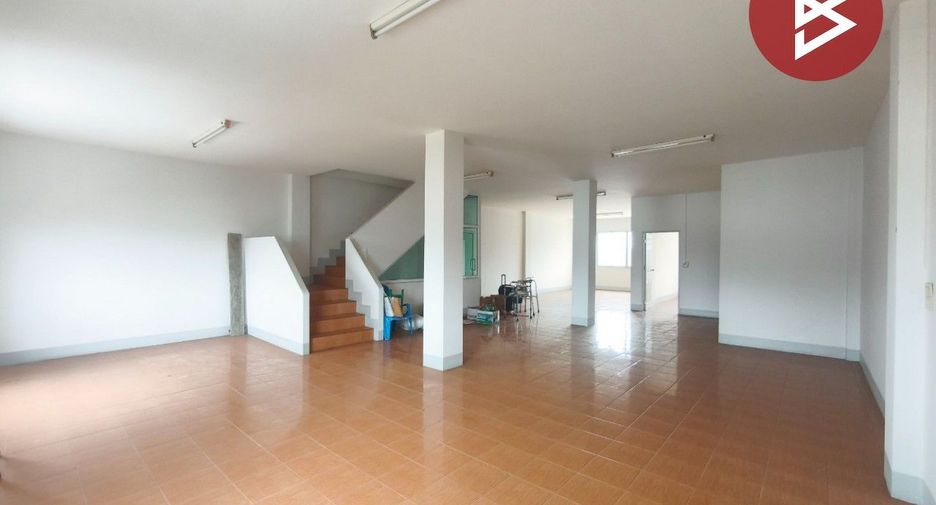 Local comercial en venta de 3 habitaciones en Tha Mai, Chanthaburi