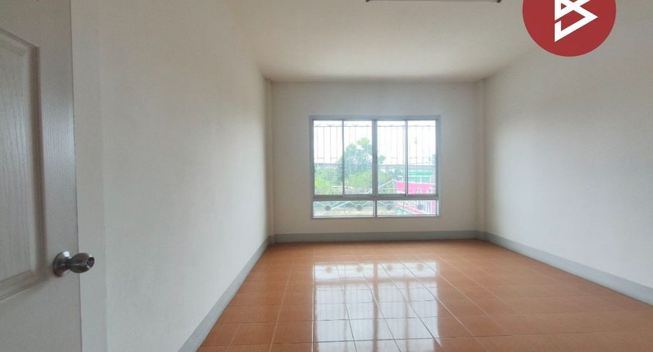 Local comercial en venta de 3 habitaciones en Tha Mai, Chanthaburi