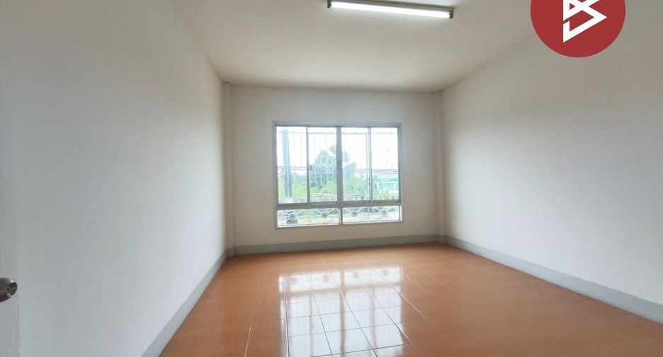 Local comercial en venta de 3 habitaciones en Tha Mai, Chanthaburi