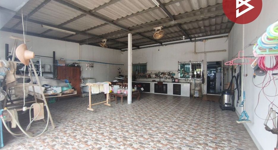 Local comercial en venta de 3 habitaciones en Tha Mai, Chanthaburi