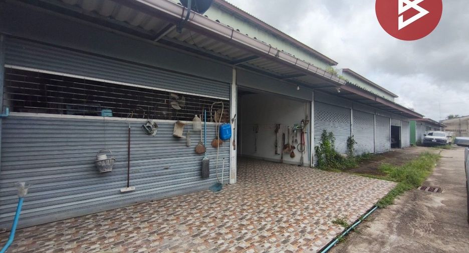 Local comercial en venta de 3 habitaciones en Tha Mai, Chanthaburi