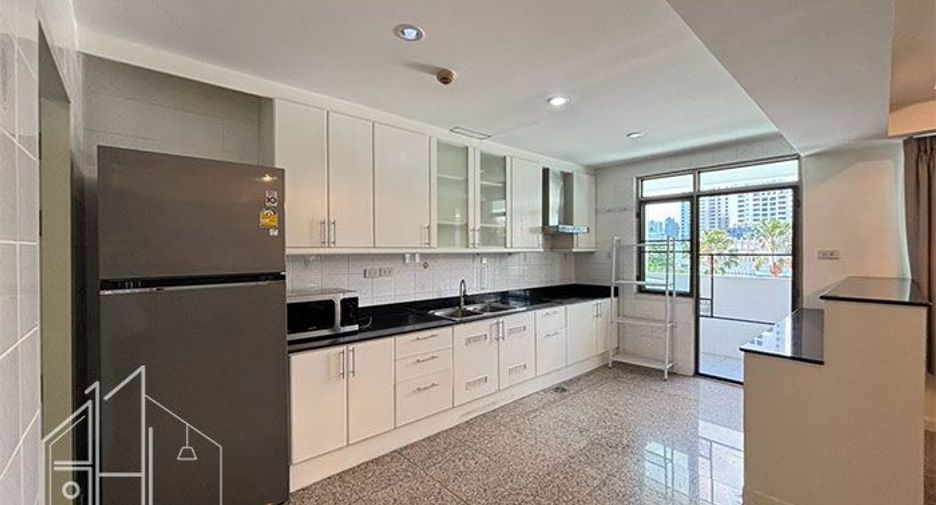 Wohnung zur Miete mit 3 Zimmer in Watthana, Bangkok