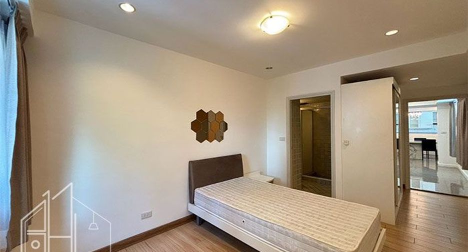 Wohnung zur Miete mit 3 Zimmer in Watthana, Bangkok