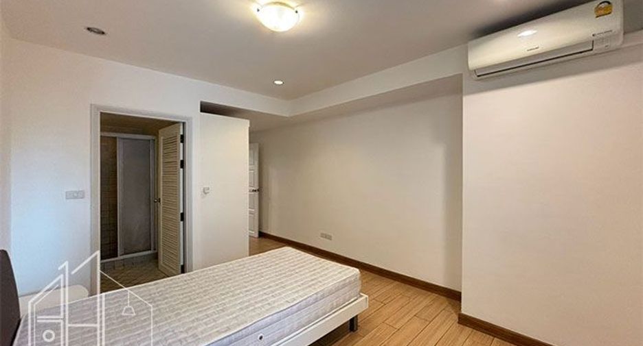Wohnung zur Miete mit 3 Zimmer in Watthana, Bangkok