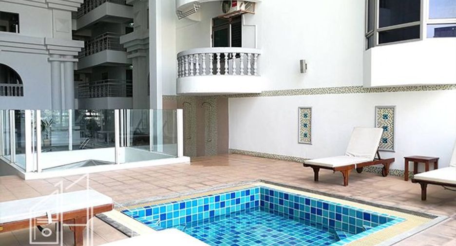 Wohnung zur Miete mit 3 Zimmer in Watthana, Bangkok
