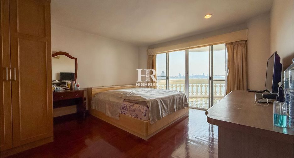 For sale 3 bedrooms condo in Bang Lamung, Chonburi