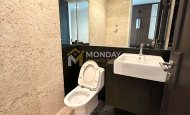 For sale 3 bedrooms condo in Yan Nawa, Bangkok