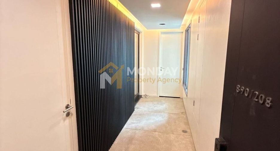 For sale 3 bedrooms condo in Yan Nawa, Bangkok