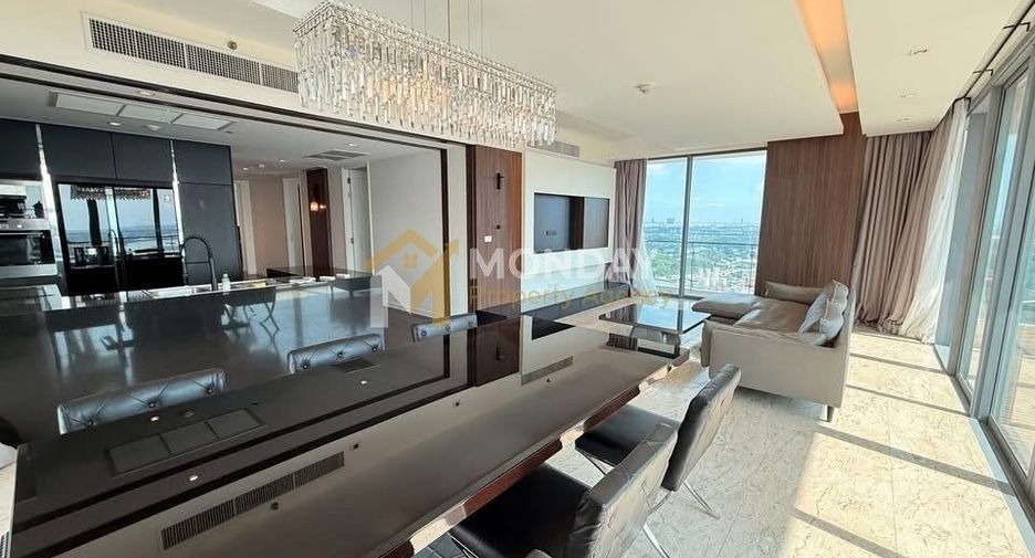 For sale 3 bedrooms condo in Yan Nawa, Bangkok