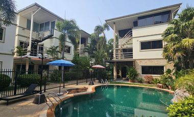 Haus zum Kauf mit 3 Zimmer in Bang Lamung, Chonburi