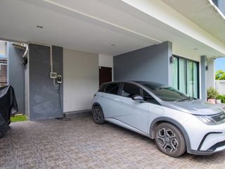 Haus zum Kauf mit 4 Zimmer in Mueang Rayong, Rayong