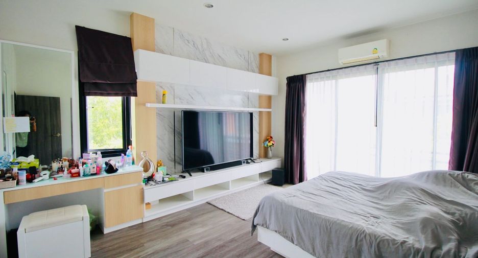 Haus zum Kauf mit 4 Zimmer in Mueang Rayong, Rayong