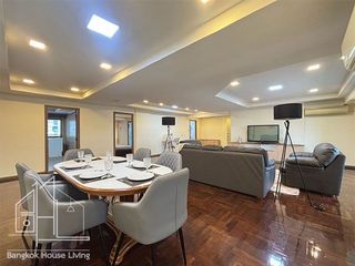 For rent 3 bedrooms condo in Watthana, Bangkok