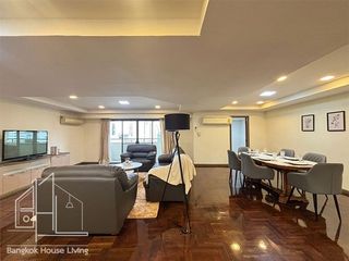 For rent 3 bedrooms condo in Watthana, Bangkok