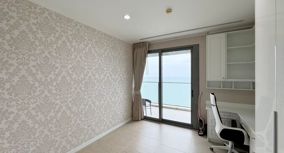 For rent 2 bedrooms condo in Bang Lamung, Chonburi