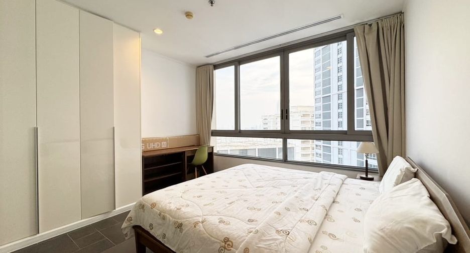 For rent 2 bedrooms condo in Bang Lamung, Chonburi