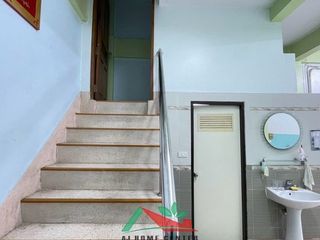 Gewerbefläche zur Miete und zum Kauf mit 4 Zimmer in Bang Sue, Bangkok