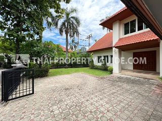 For rent 4 bedrooms house in Pak Kret, Nonthaburi