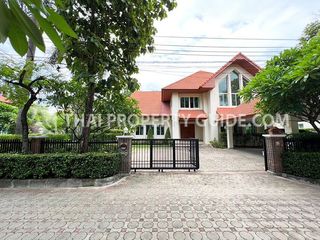 For rent 4 bedrooms house in Pak Kret, Nonthaburi