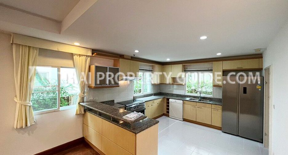 For rent 4 bedrooms house in Pak Kret, Nonthaburi