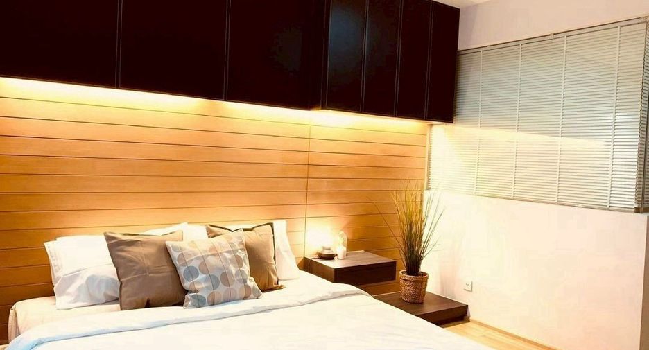 Condo en alquiler de 1 habitaciones en Khlong Toei, Bangkok