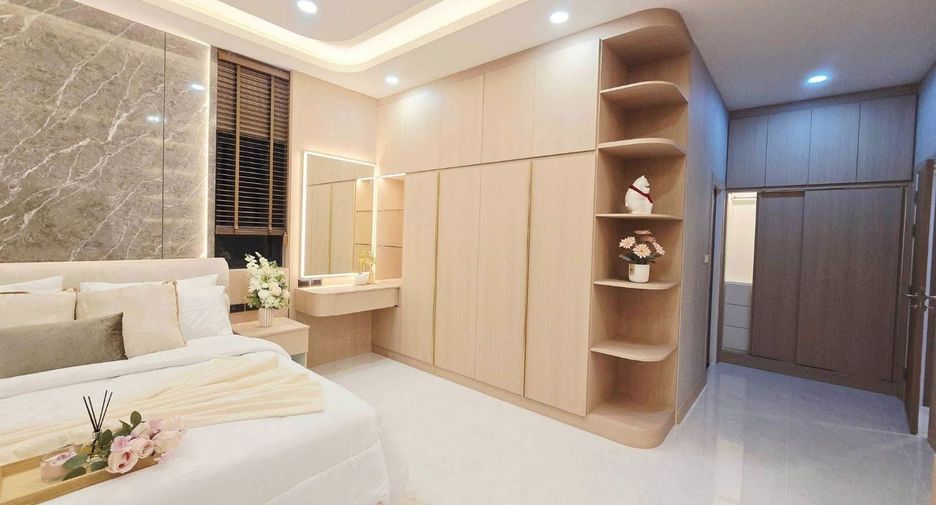 For sale 4 bedrooms villa in Bang Lamung, Chonburi