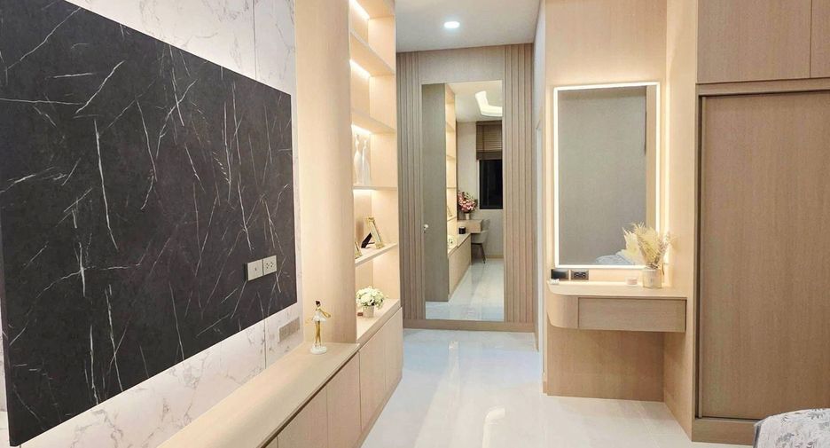 For sale 4 bedrooms villa in Bang Lamung, Chonburi