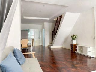 For rent 2 ベッドルーム house in Phra Khanong, Bangkok