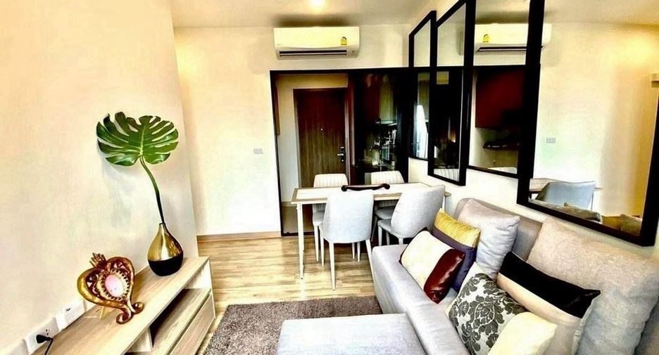 For rent 2 bedrooms condo in Rat Burana, Bangkok