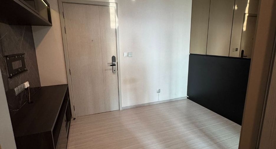 Condo en alquiler de 1 habitaciones en Phra Khanong, Bangkok