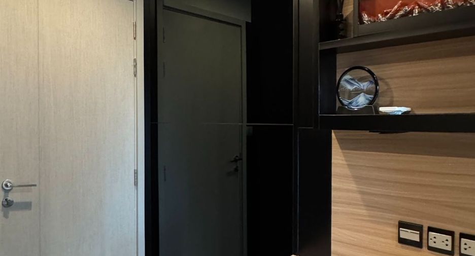 Condo en alquiler de 1 habitaciones en Phra Khanong, Bangkok