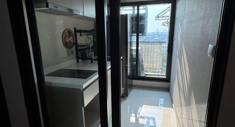 Condo en alquiler de 1 habitaciones en Phra Khanong, Bangkok