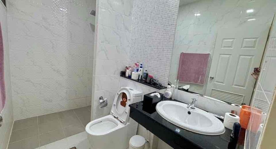 For rent 2 bedrooms house in Bang Lamung, Chonburi