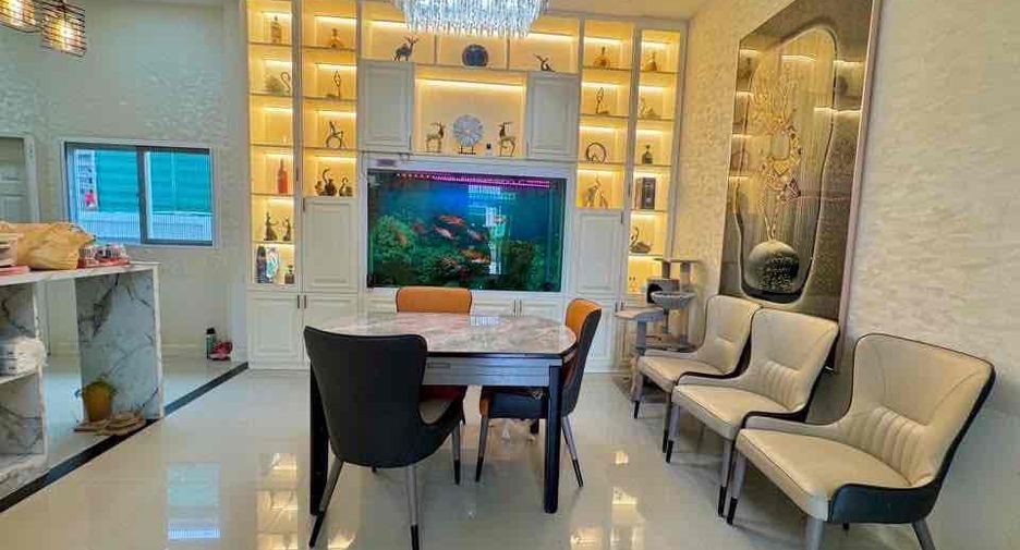 For rent 2 bedrooms house in Bang Lamung, Chonburi
