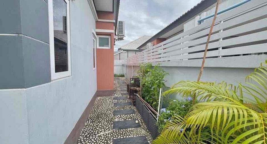 For rent 2 bedrooms house in Bang Lamung, Chonburi