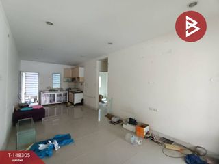 For sale 4 bedrooms townhouse in Mueang Samut Sakhon, Samut Sakhon