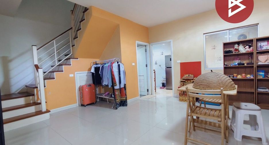 For sale 4 bedrooms townhouse in Phra Samut Chedi, Samut Prakan