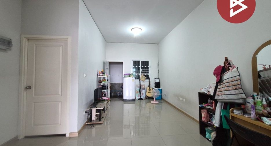 For sale 2 bedrooms townhouse in Phan Thong, Chonburi
