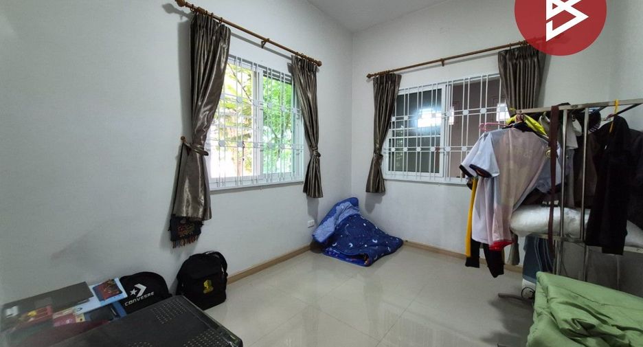 For sale 2 bedrooms townhouse in Phan Thong, Chonburi