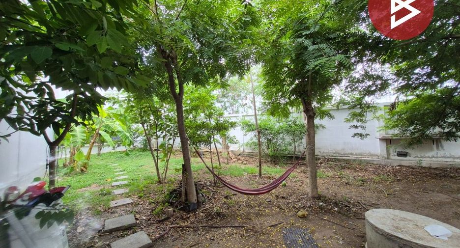 For sale 2 bedrooms townhouse in Phan Thong, Chonburi