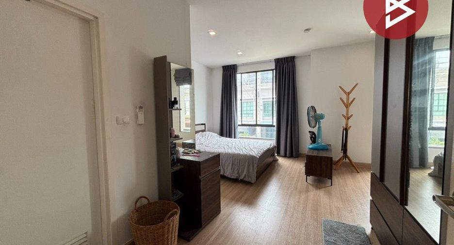 For sale 3 ベッドルーム townhouse in Bang Phli, Samut Prakan