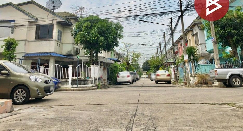For sale 2 bedrooms townhouse in Thanyaburi, Pathum Thani