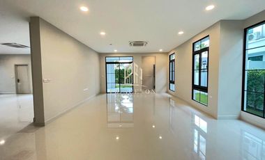 Casa en venta de 5 habitaciones en Saphan Sung, Bangkok