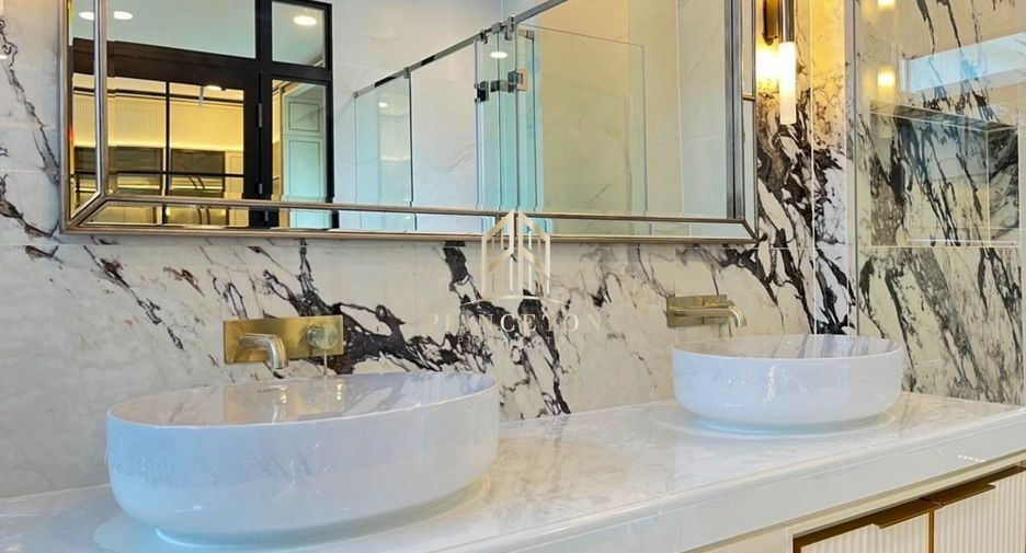 Casa en venta de 5 habitaciones en Saphan Sung, Bangkok