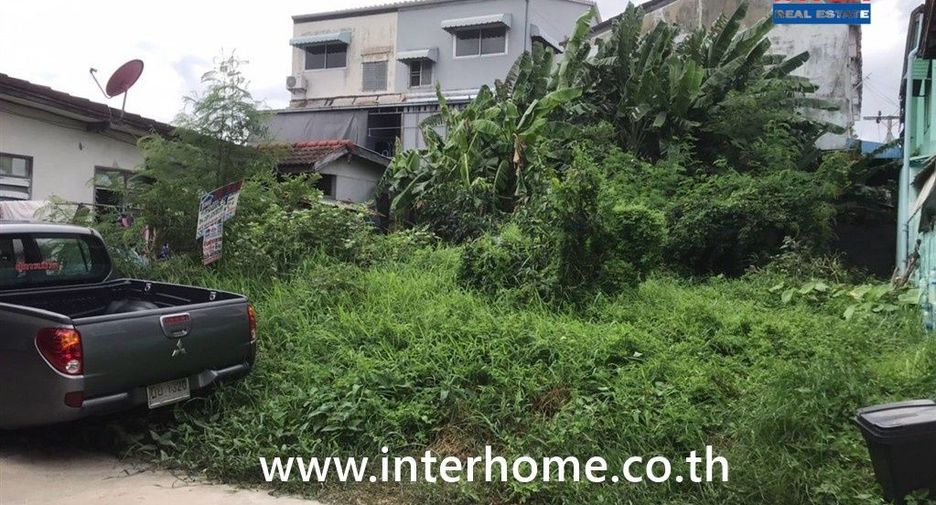For sale land in Phra Khanong, Bangkok