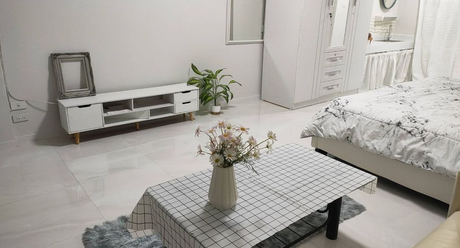 For rent studio condo in Mueang Chiang Mai, Chiang Mai