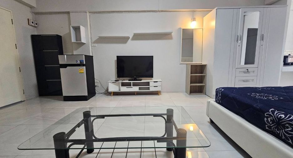 For rent studio condo in Mueang Chiang Mai, Chiang Mai