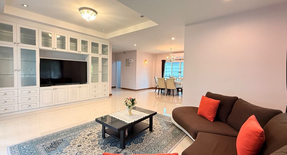 For rent and for sale 4 bedrooms house in San Sai, Chiang Mai